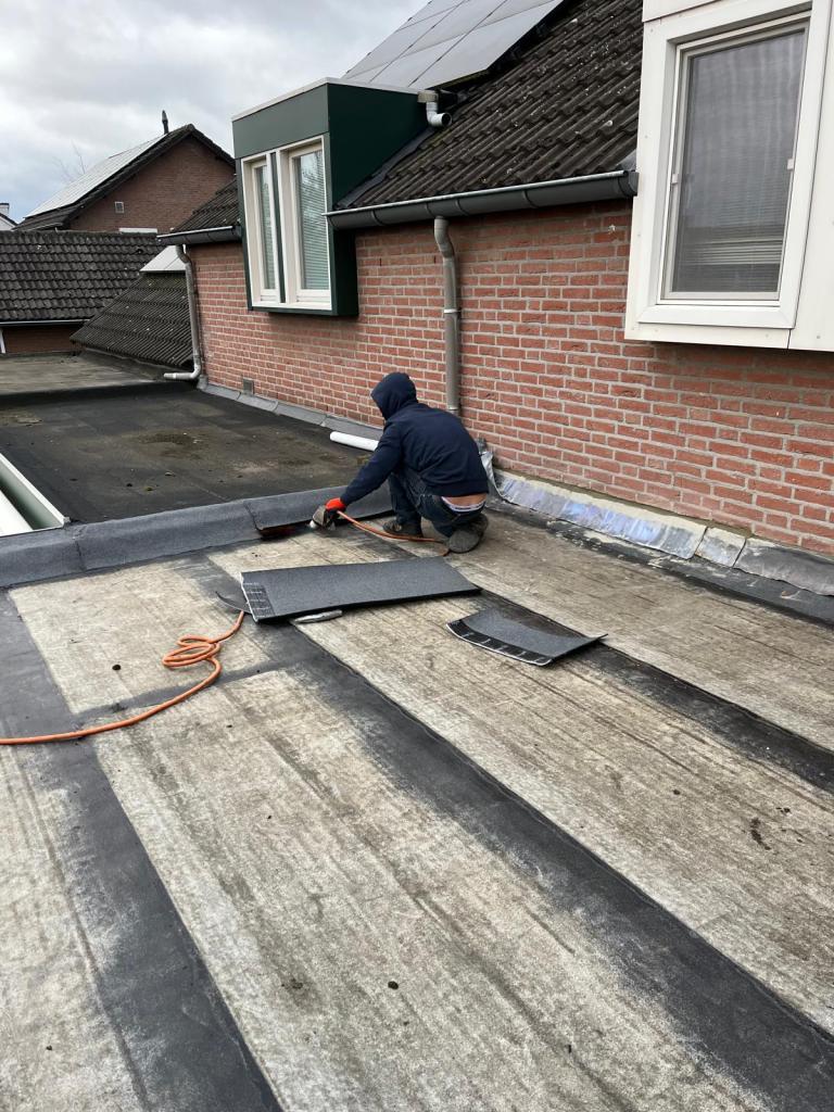 Dakdekker werkzaamheden